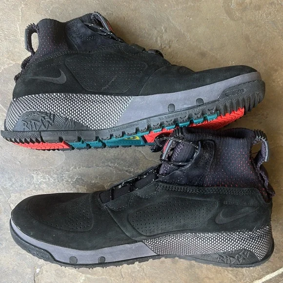 Nike ACG Ruckel Ridge Shoes - Picture 10 of 15